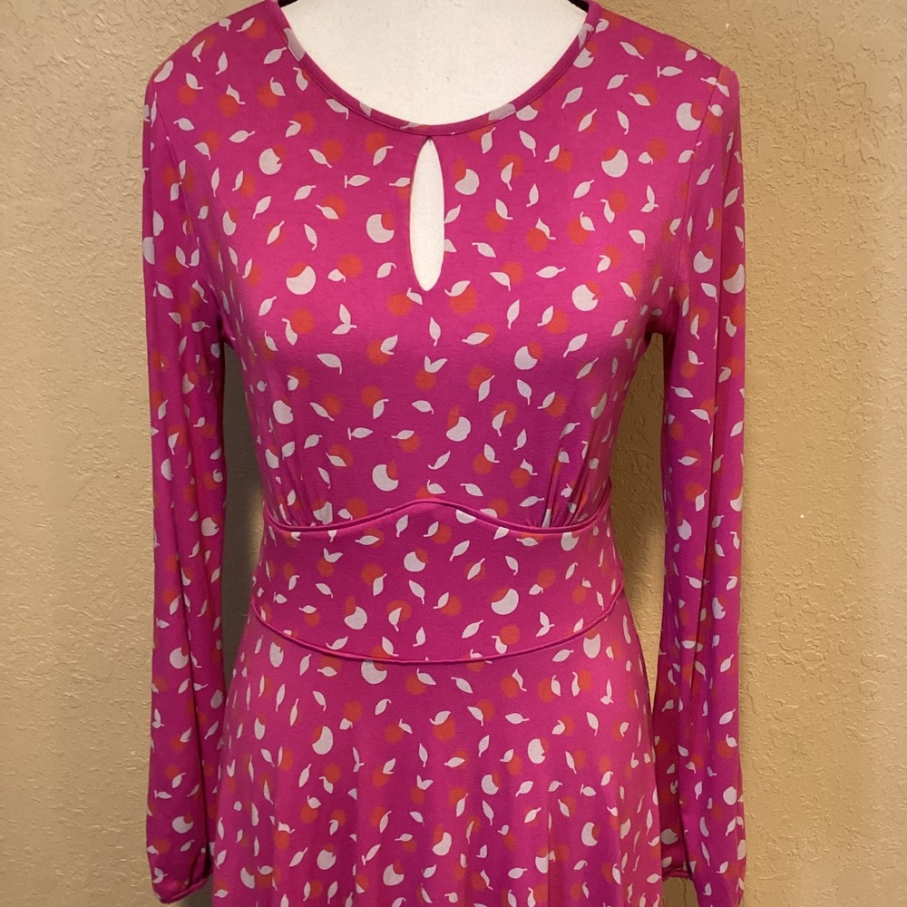 Boden Marilyn Dress in Pink Flambe Apples (abstract apple print), Size 6 Long - Picture 2 of 6
